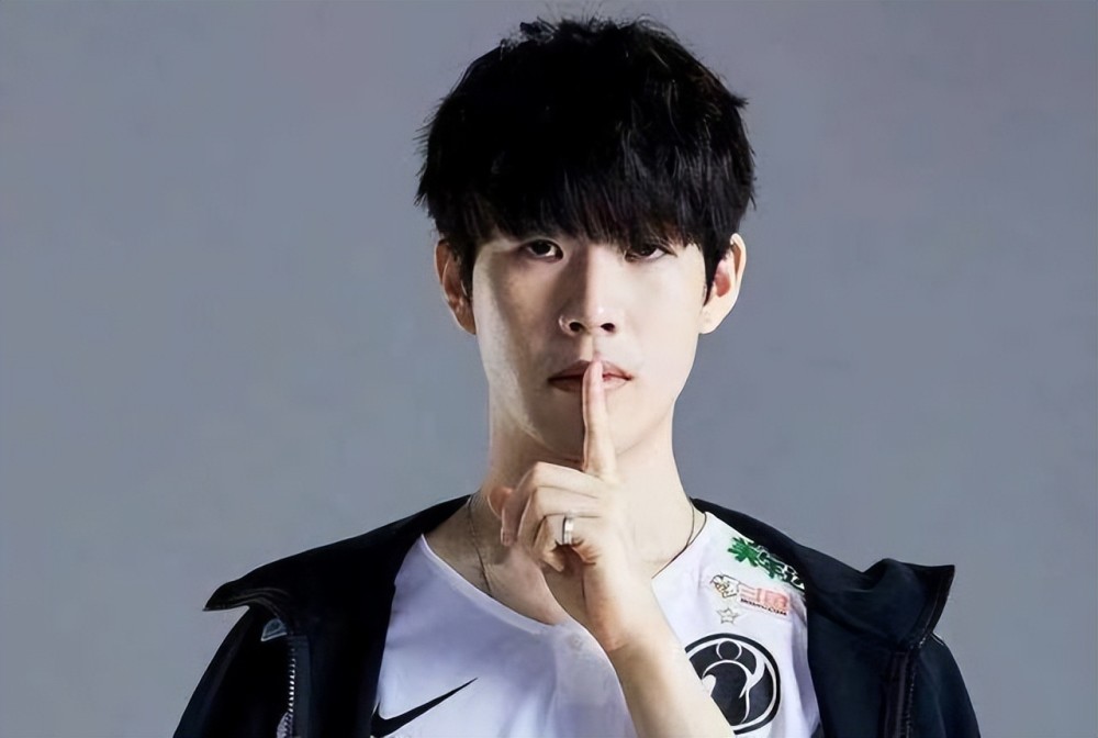 体育CBA：终结连败 青岛93-76击败同曦