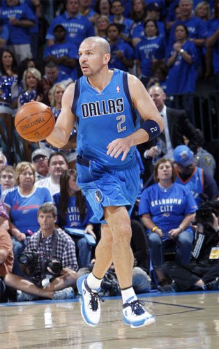 强中锋位置 强中锋位置