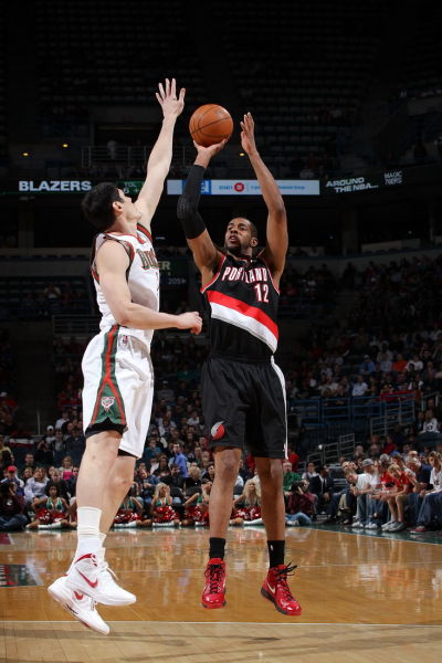 识方面优于 识方面优于