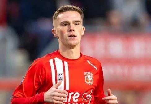 面临两难的 面临两难的