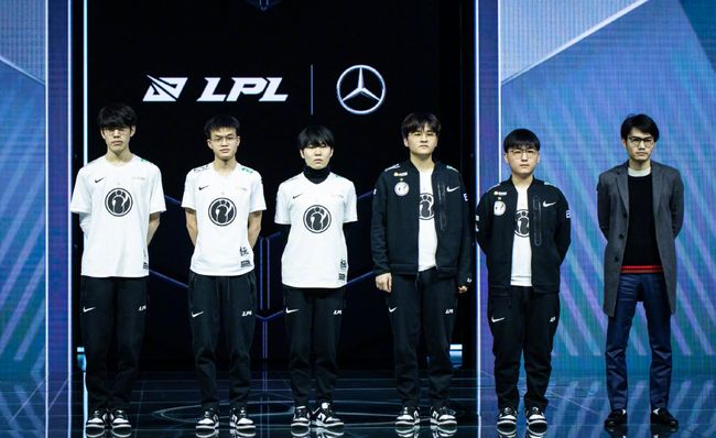 特维斯在加 特维斯在加