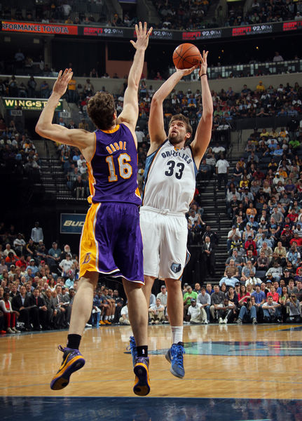 勇士遭遇惨败，后场悍将梅尔顿正负值却高达+18，展现惊人价值